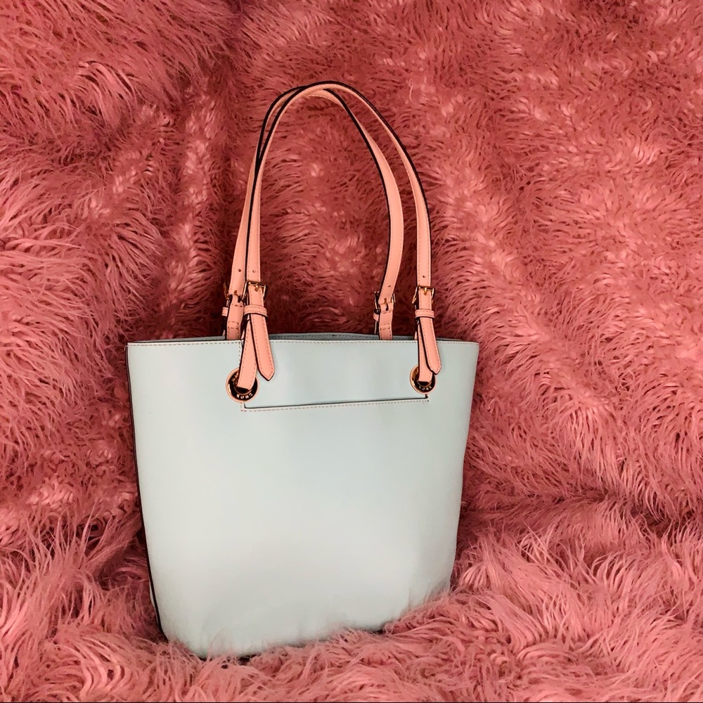 Michael Kors - Picture 2 of 5